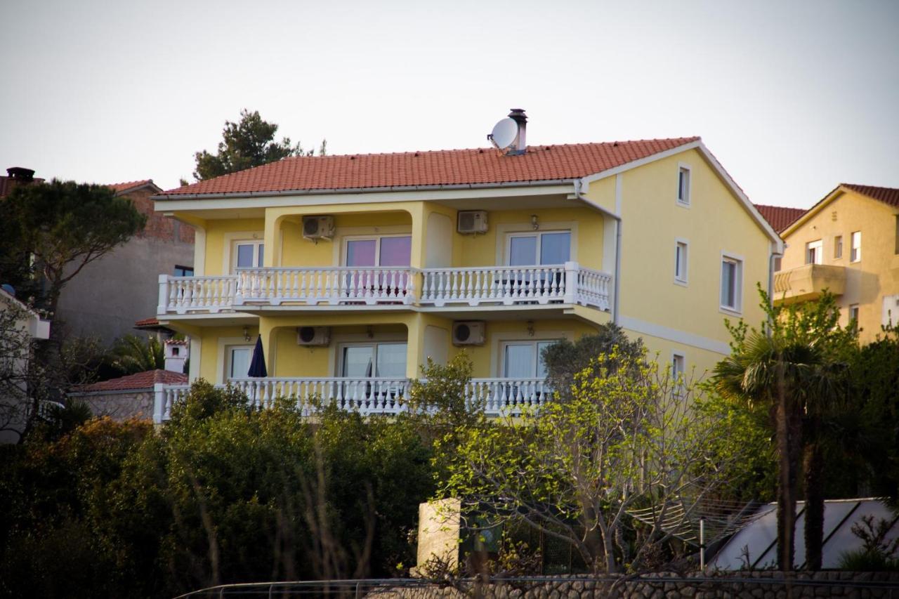 Janja Krk Town Exterior photo
